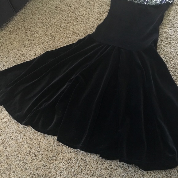 Black Velvet Formal Strapless Dress - Picture 3 of 3